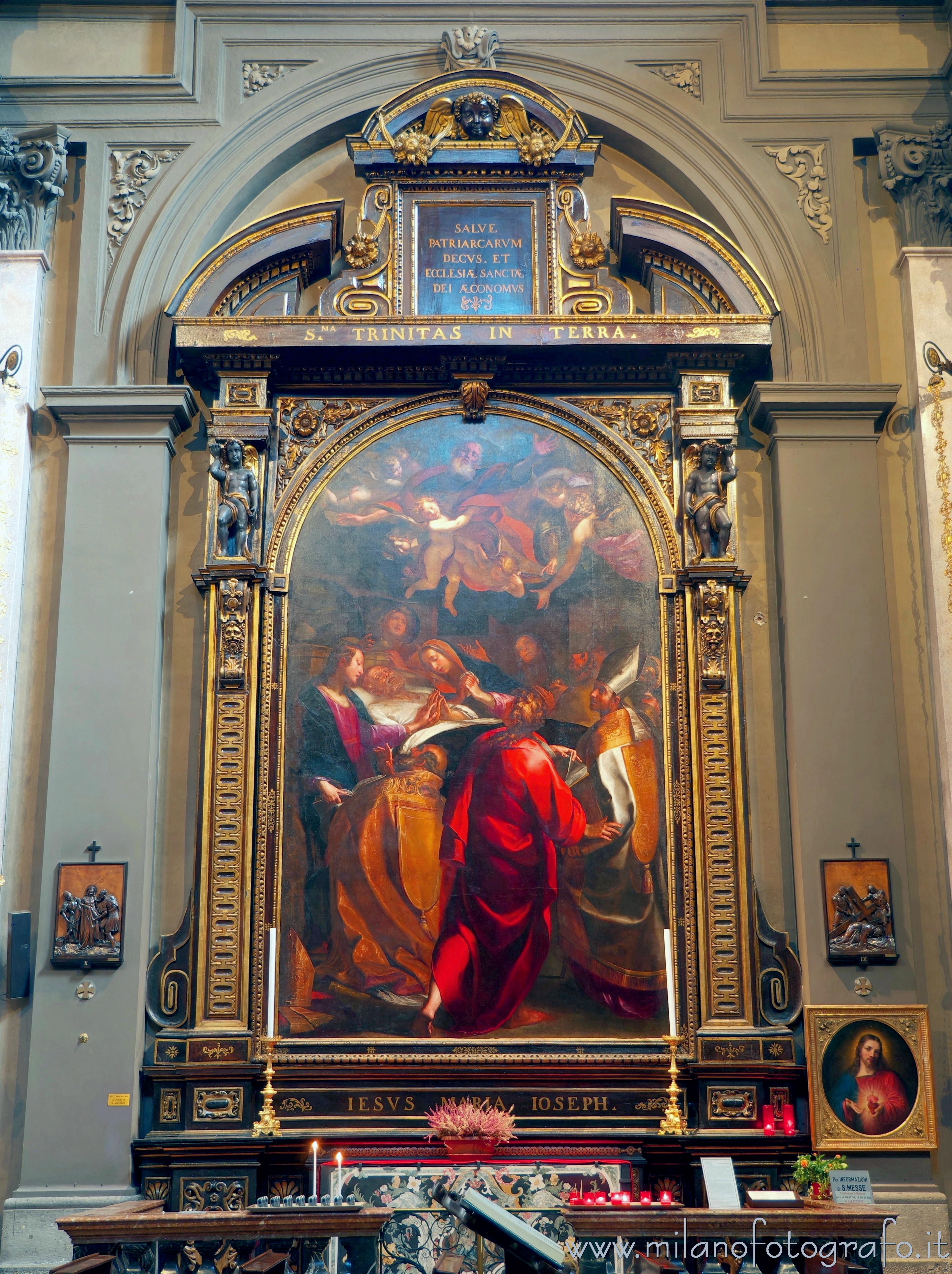 Milano - Primo altare sinistro nella Chiesa di San Giuseppe - Foto a piena risoluzione